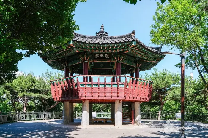 용왕정 · 관광지