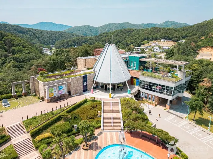 양평 황순원문학촌 소나기마을 · 관광지
