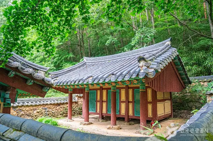 용진정사 · 관광지