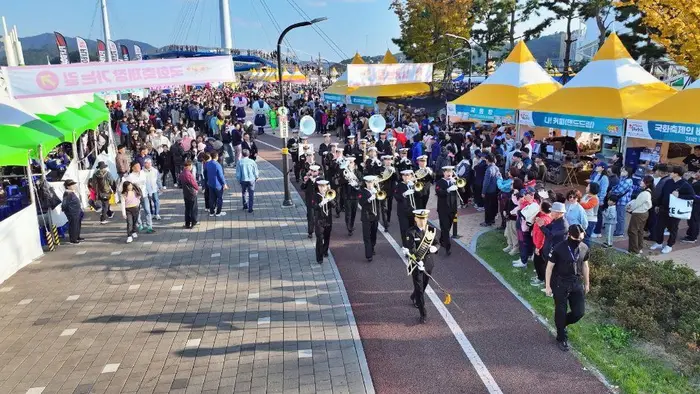 마산가고파국화축제 포스터 사진 7