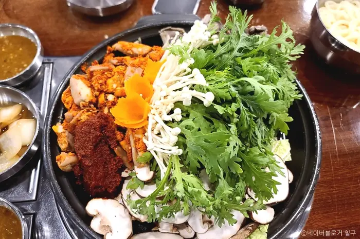 강남진해장 · 음식점