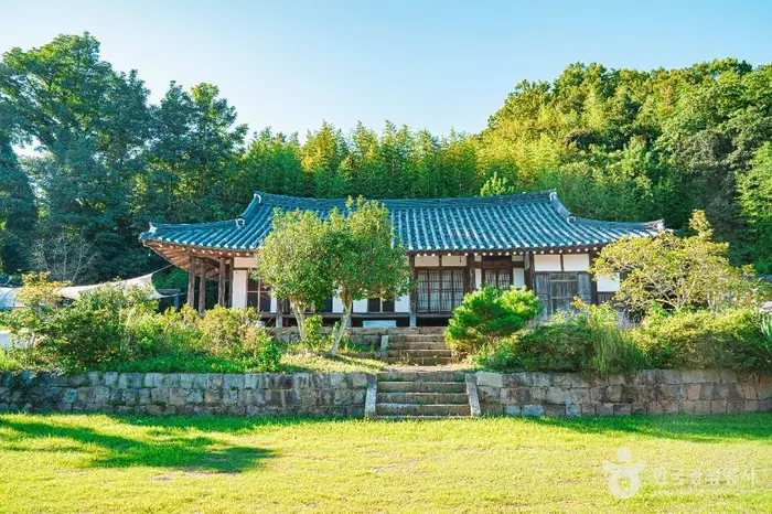 무안 유교리 고택 · 관광지