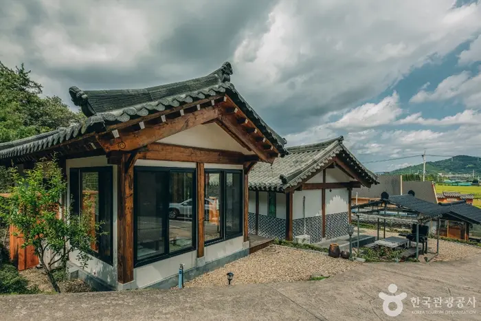 순천만숲 · 숙박