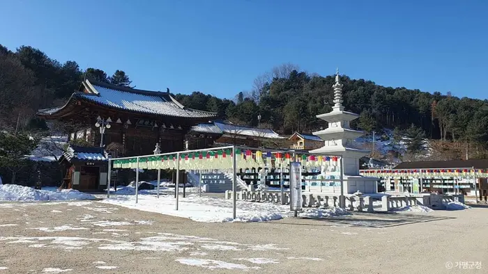 백련사(가평) · 관광지