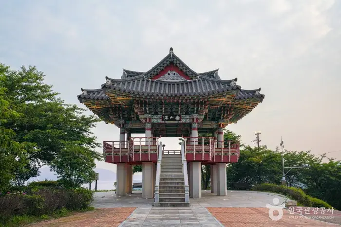 남산공원(고성) · 관광지