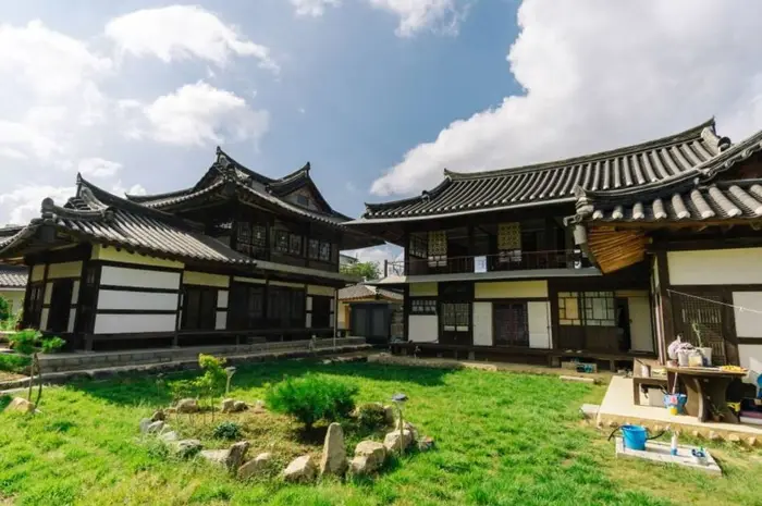성주 예산리 배리댁 · 관광지