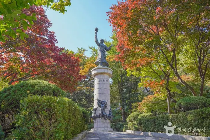 유관순동상 · 관광지