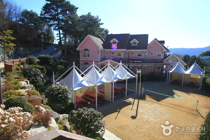 거제도 펜션팔색조 · 숙박