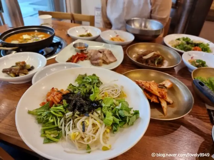 꽁당보리밥 본점 · 음식점