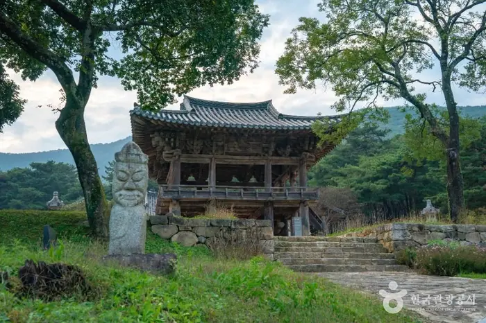 대곡사(의성) · 관광지