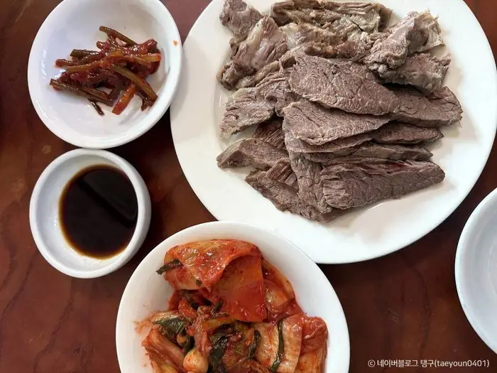 손국수 · 음식점