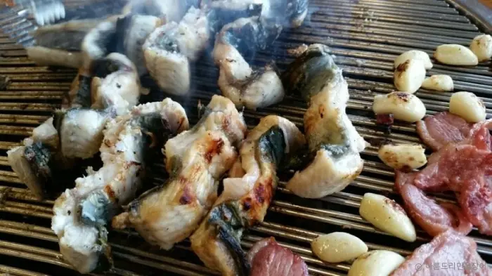 아름드리민물장어 · 음식점