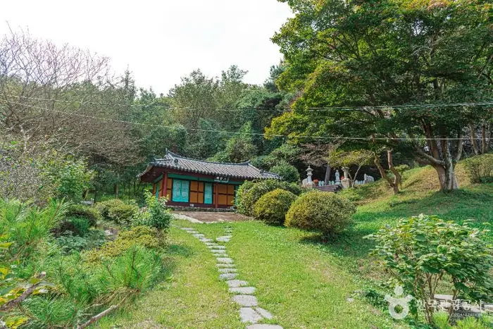 봉황사(김제) · 관광지