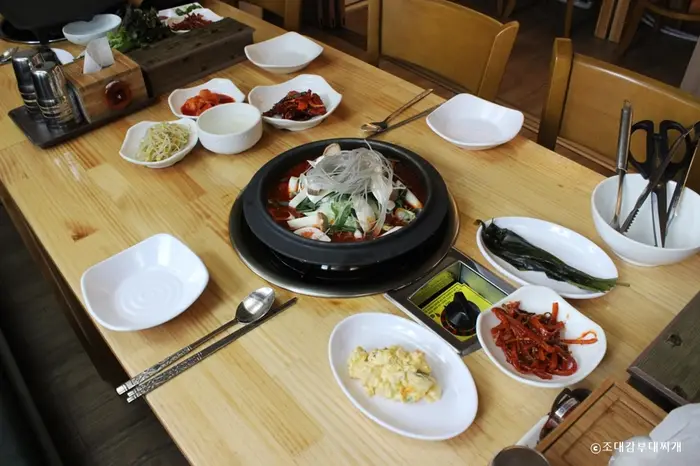 조대감부대찌개 · 음식점