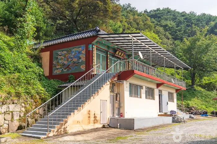청룡사(충주) · 관광지