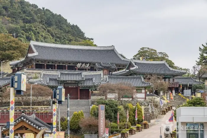 통영 세병관 · 관광지