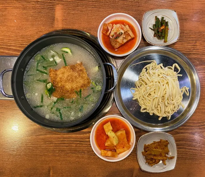 촌닭 · 음식점