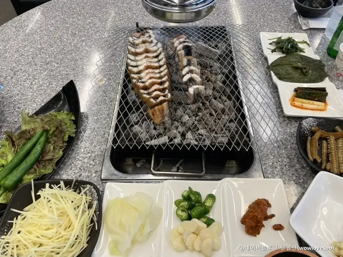 장어섬 · 음식점