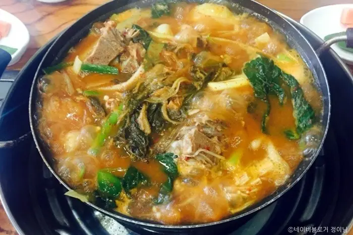 금강산감자탕 방이점 · 음식점