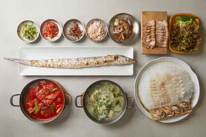 이금돈지 · 음식점