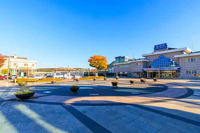영천역 광장 · 관광지