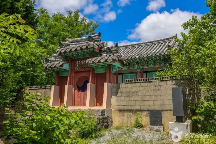 문양서원 · 관광지