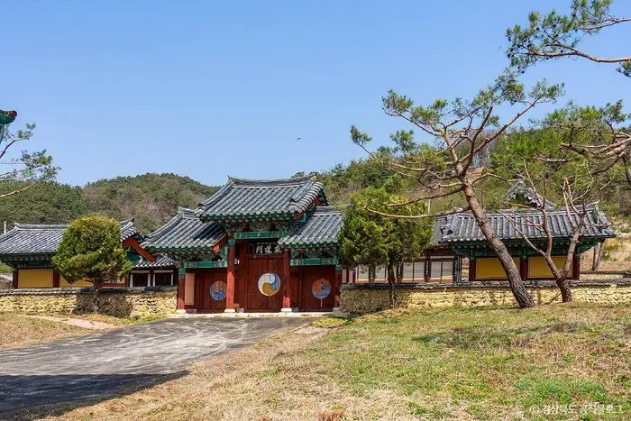 매림서원 · 관광지