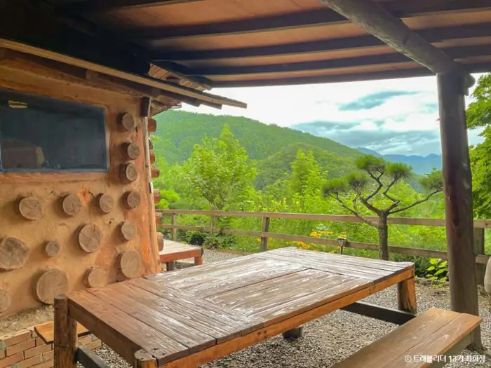 산골흙집 · 숙박