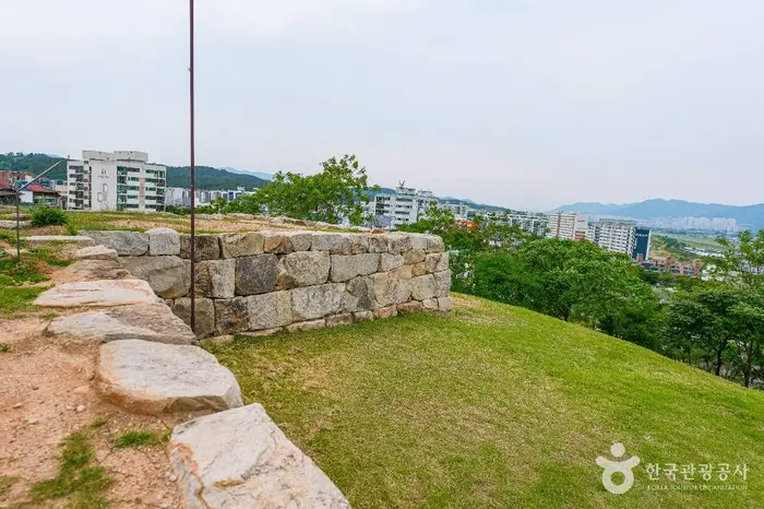울산 경상좌도병영성 · 관광지