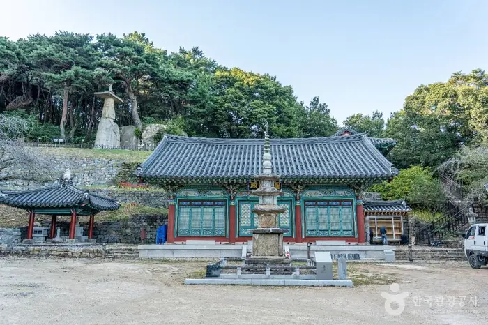 대조사(부여) · 관광지