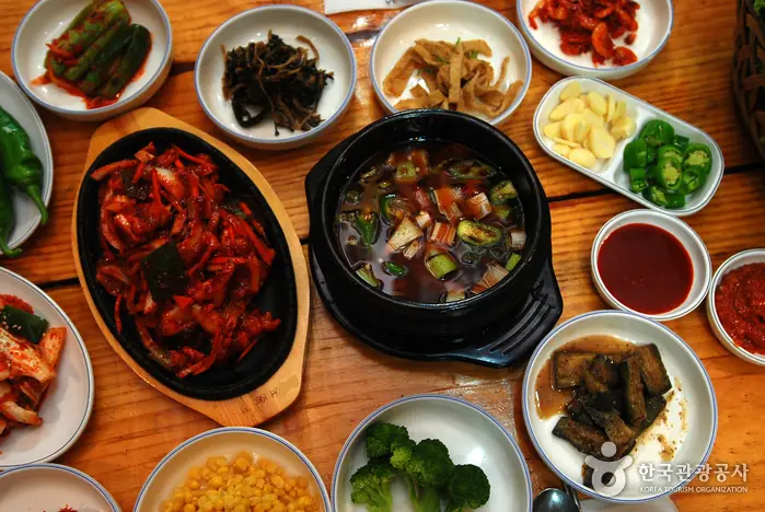 들꽃피는언덕 · 음식점