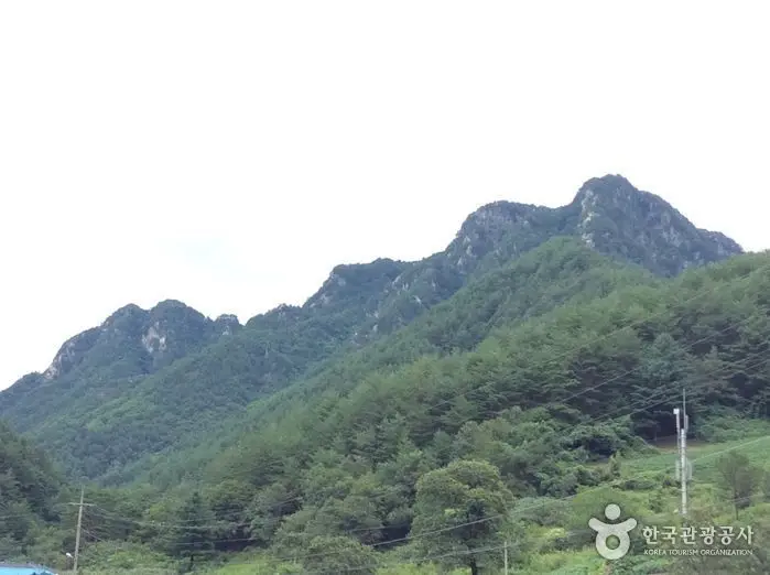 선바위산(영월) · 관광지