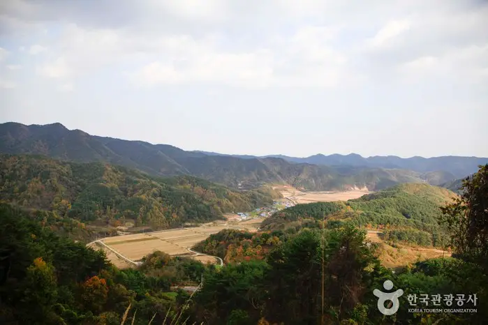 백암산(울진) · 관광지