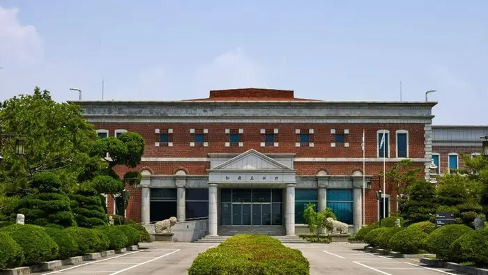 송암미술관 · 문화시설