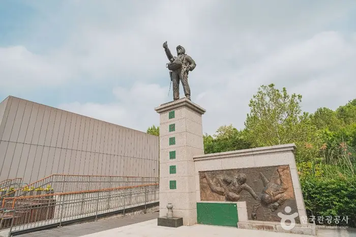 이원등 상사상 · 관광지
