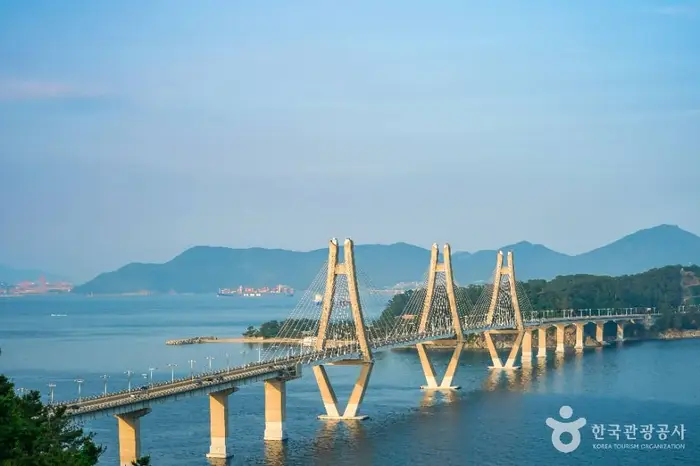 거가대교 · 관광지