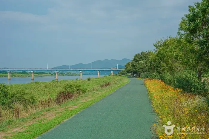 하남체육공원 · 관광지