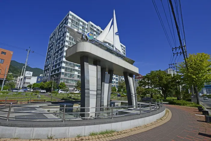 임항선 그린웨이 · 관광지