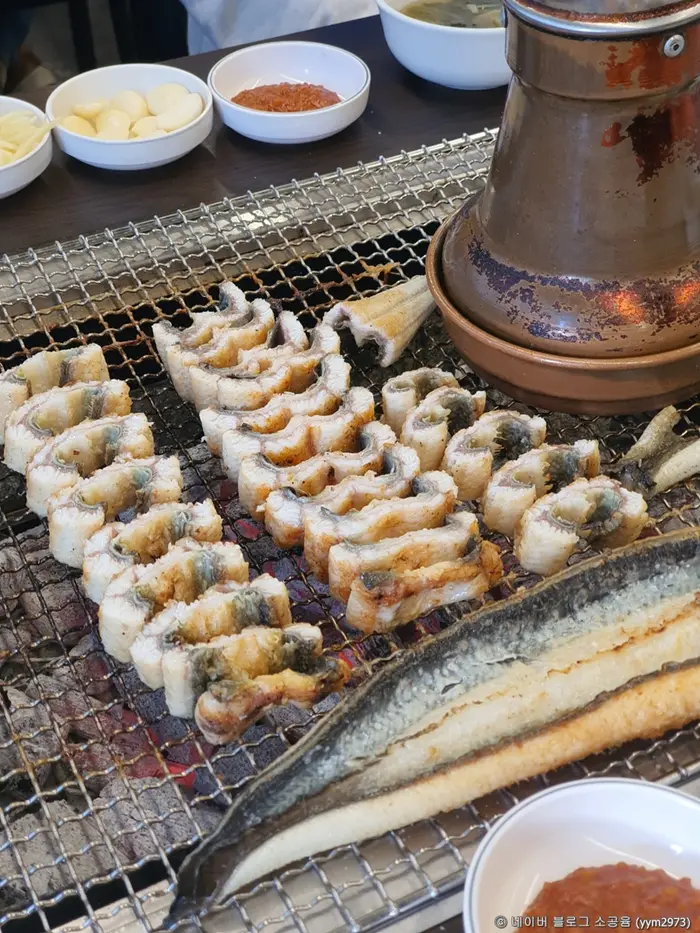 여기 풍천민물장어 · 음식점