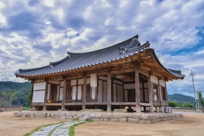 화수헌 · 음식점
