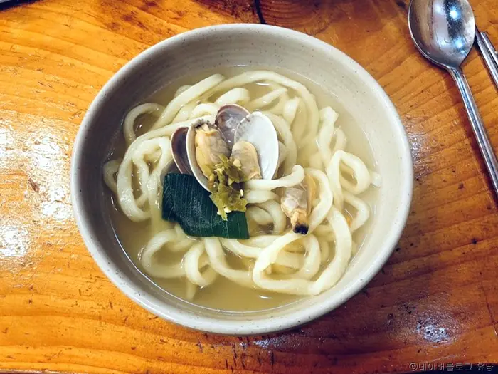 윤가네칼국수 · 음식점