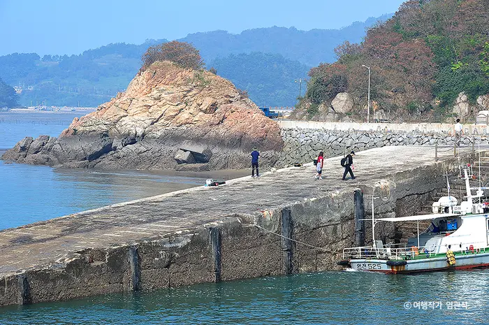 자월도선착장 · 관광지