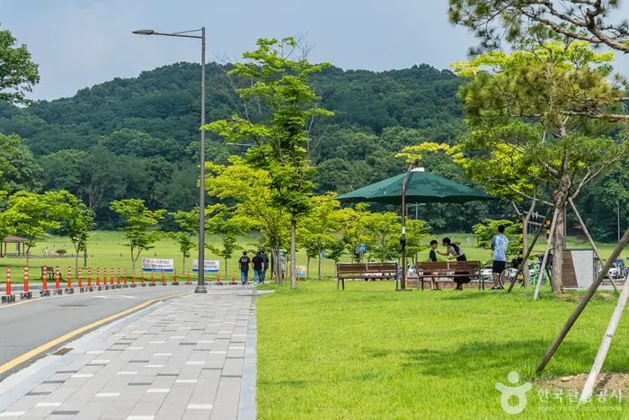 천안시민체육공원 · 관광지
