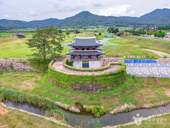 강진 전라병영성 · 관광지