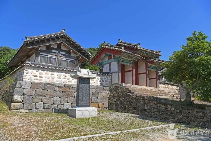 휴정서원 · 관광지
