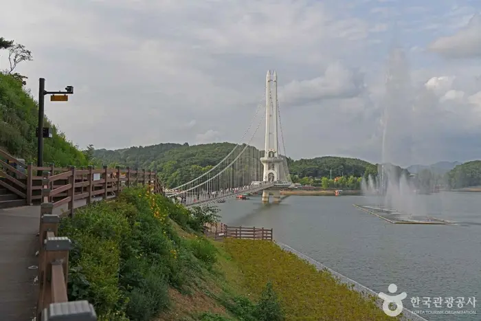 느린호수길 · 관광지