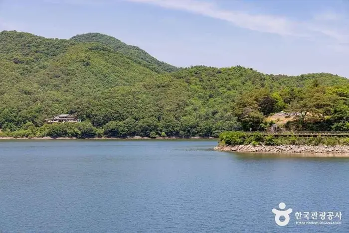 원남저수지(원남제) · 관광지
