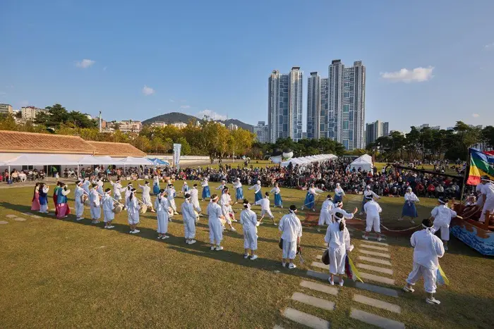 부산종합민속예술제 포스터 사진 4