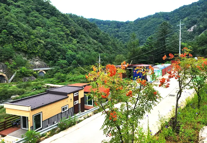 바람부리별밤캠핑장 관광농원 · 레포츠