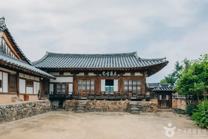 하회 양진당 · 숙박